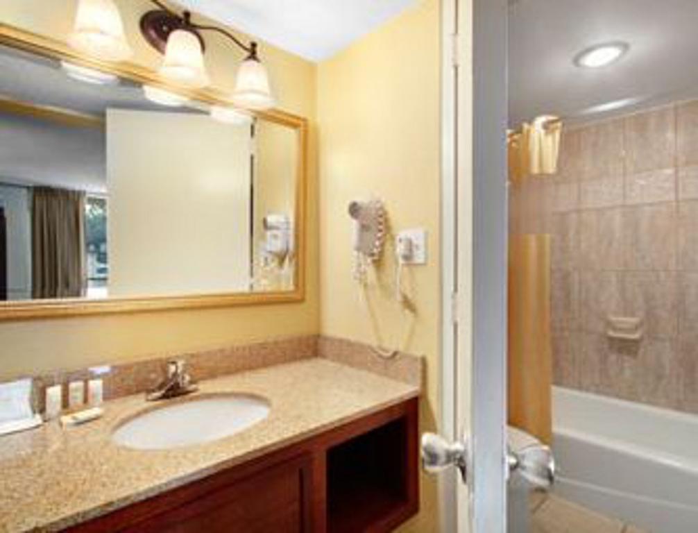 Days Inn By Wyndham Washington Dc/Gateway Habitación foto